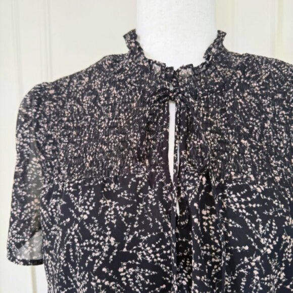 PETITE ASSEMBLY Black Printed Tie Neck Short Sleeve Blouse Size LP - Picture 6 of 12
